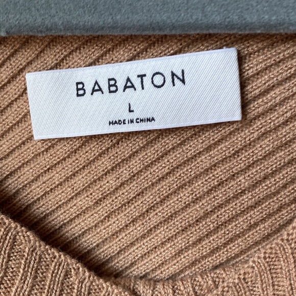 NWT Aritzia Criss Cross Knit - Picture 4 of 6